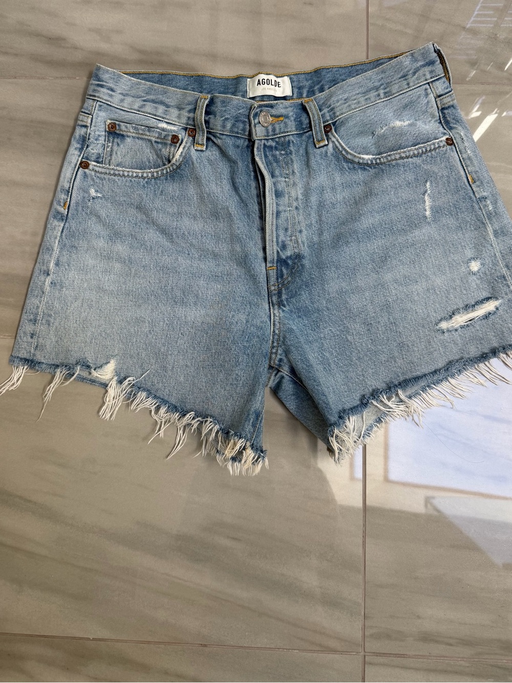 Agolde Parker Long Shorts in Size 28 - Picture 4 of 5